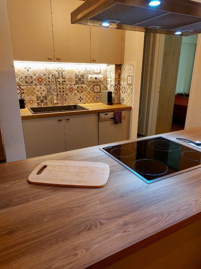 Christina-Anna Athens City Center Walking Distance To Everywhere And Acropolis, In One Of The Most Favorable Locations By National Gardens And Zoo, Hellenic Parliament In Syntagma And Stylish Exquisite Kolonaki Cozy Renovated Apartment Екстер'єр фото