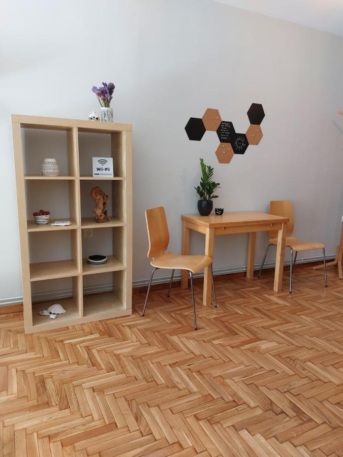 Christina-Anna Athens City Center Walking Distance To Everywhere And Acropolis, In One Of The Most Favorable Locations By National Gardens And Zoo, Hellenic Parliament In Syntagma And Stylish Exquisite Kolonaki Cozy Renovated Apartment Екстер'єр фото